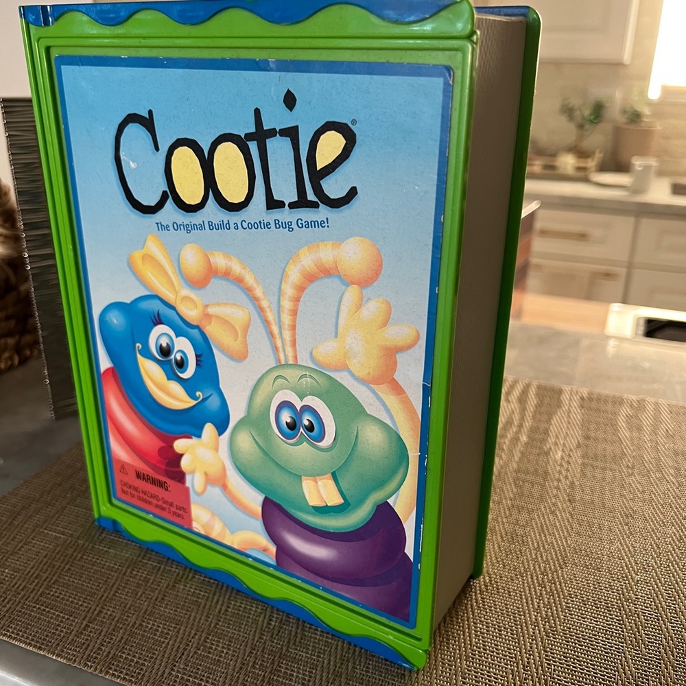 Vintage Rare Cootie Bug Game in Book Style Storage
